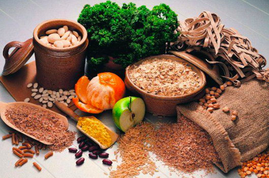 Aprender sobre microbioma e as bactérias boas e ruins nos ajuda a entender como nossa alimentação pode nutrir e/ou destruir a diversidade da nossa flora intestinal