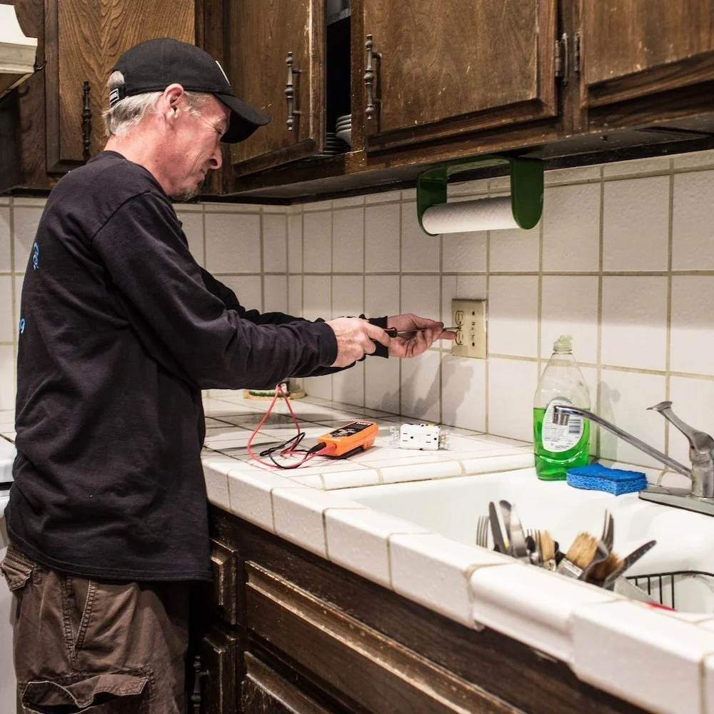 Silent Guardians: How Surge Protectors Save a Home and Wallet