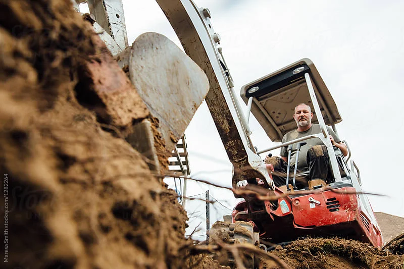 Picture of Scruff sitting in machine – puts a face to the name and helps build trust and 'down to earth' / approachable message.
