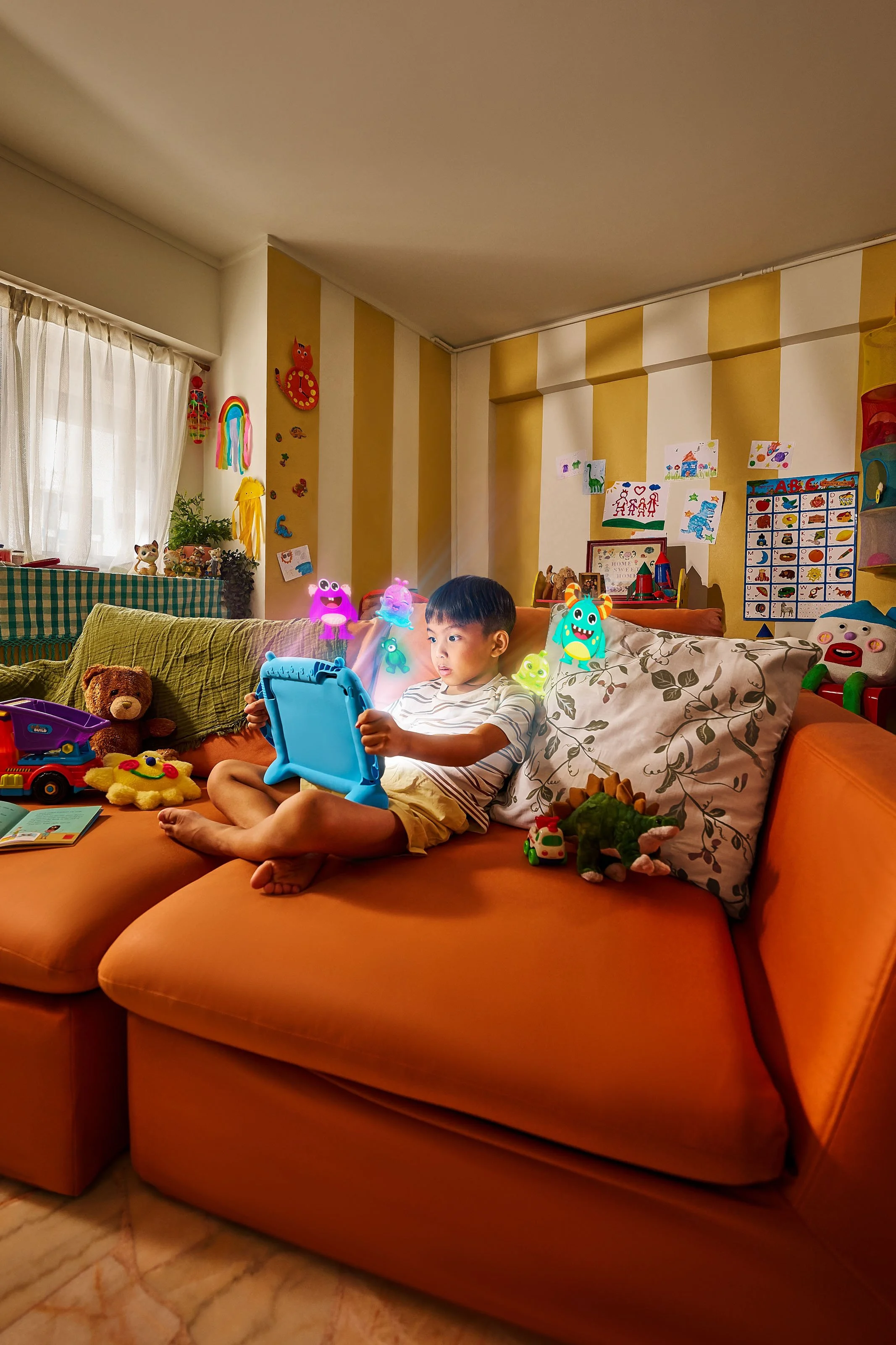 Nikko Pascua_Singapore Commercial Photographer_MDDI-Digital Parenting-0316-No Graphics.jpg