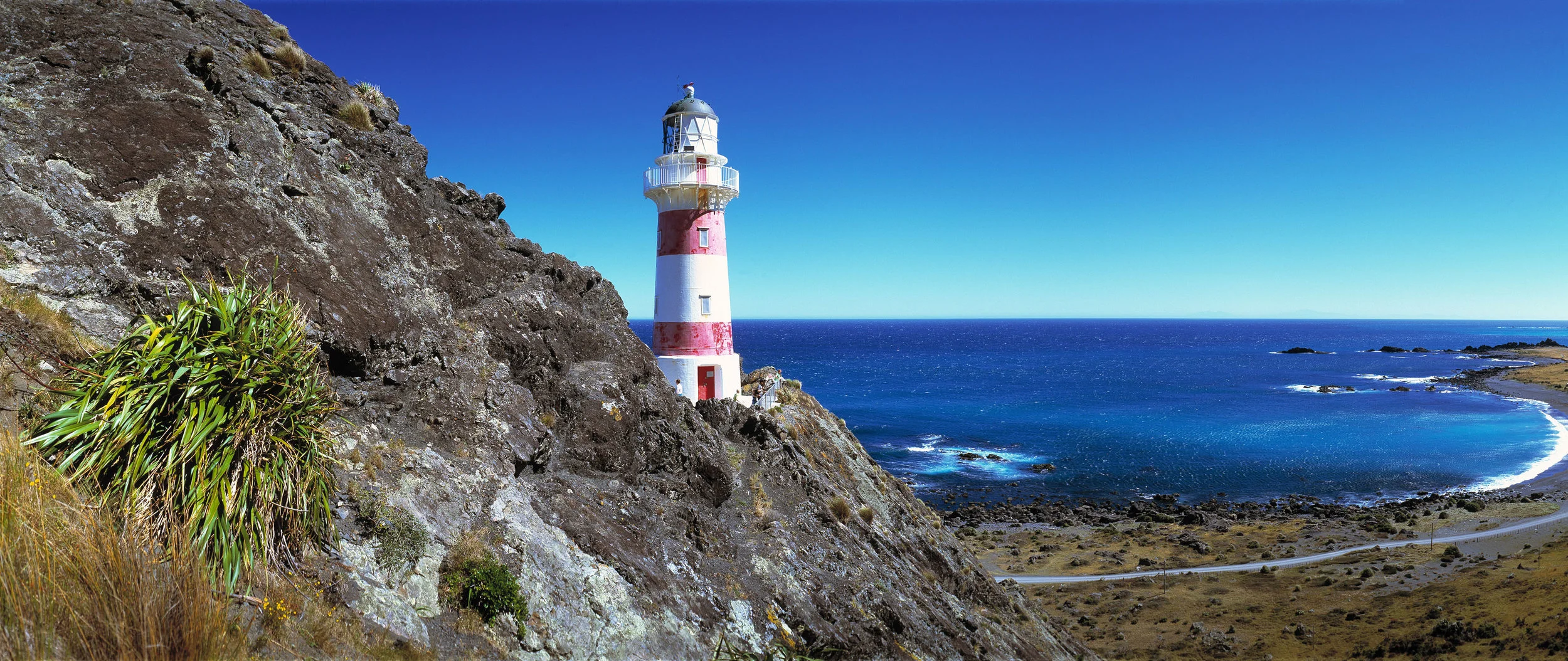 1452823132-Lighthouse+at+Cape+Palliser+Wairarapa+2.jpg-original.jpg