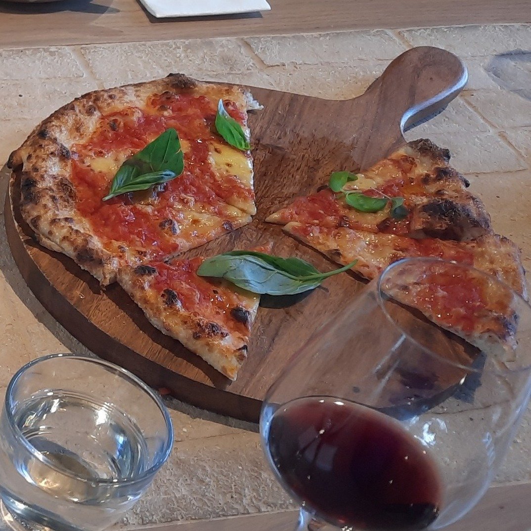 The wood fired pizza options at @therunholder  were a hit this Tuesday on our Martinborough Winery Tour. Clearly I've got to be quicker with the camera on tour when the food comes out though as everyone had ticked in before  I got a chance to take th