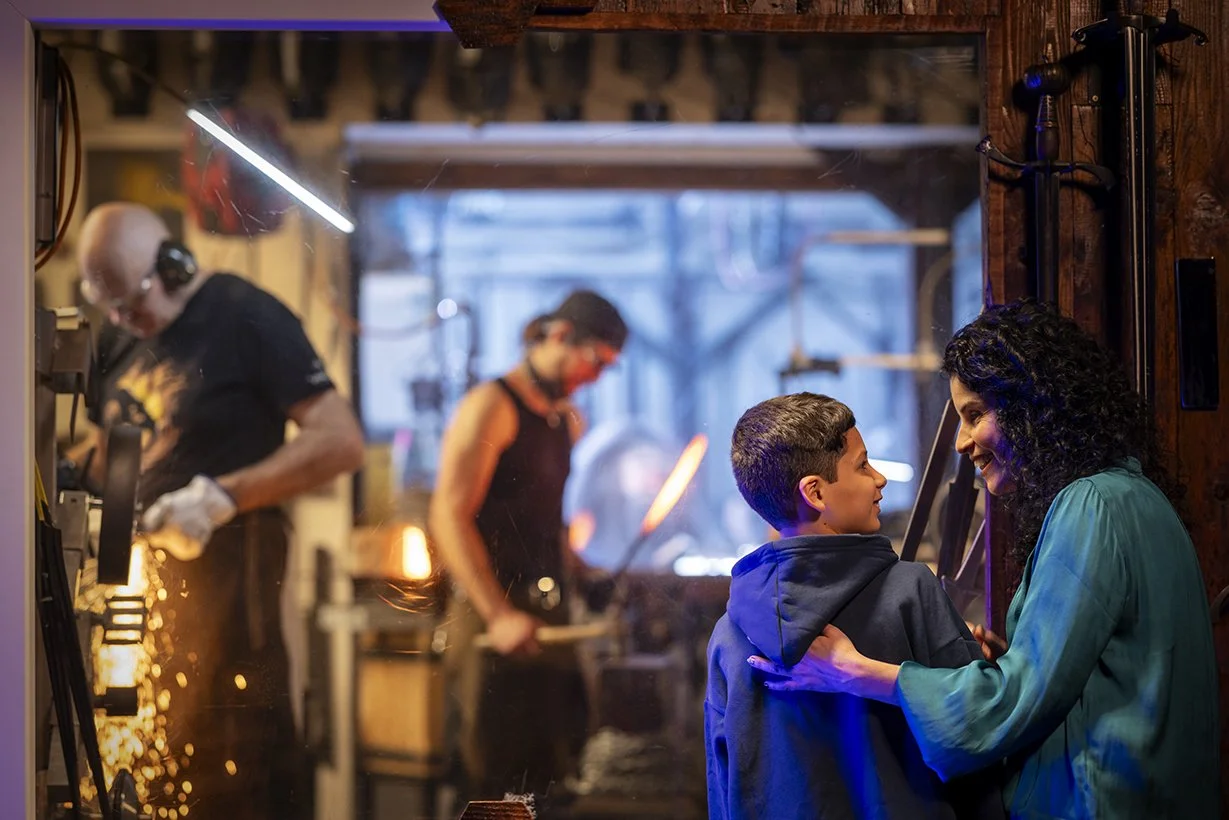 Room4-Shot1-1643_Final_HR copy.jpg