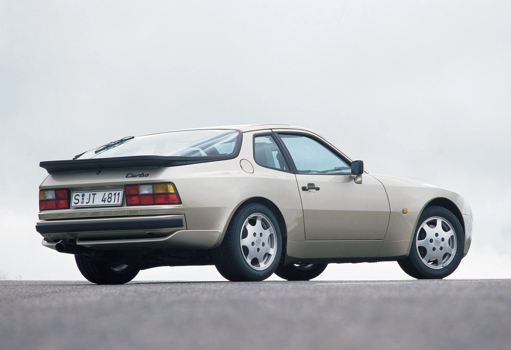 944T.jpg