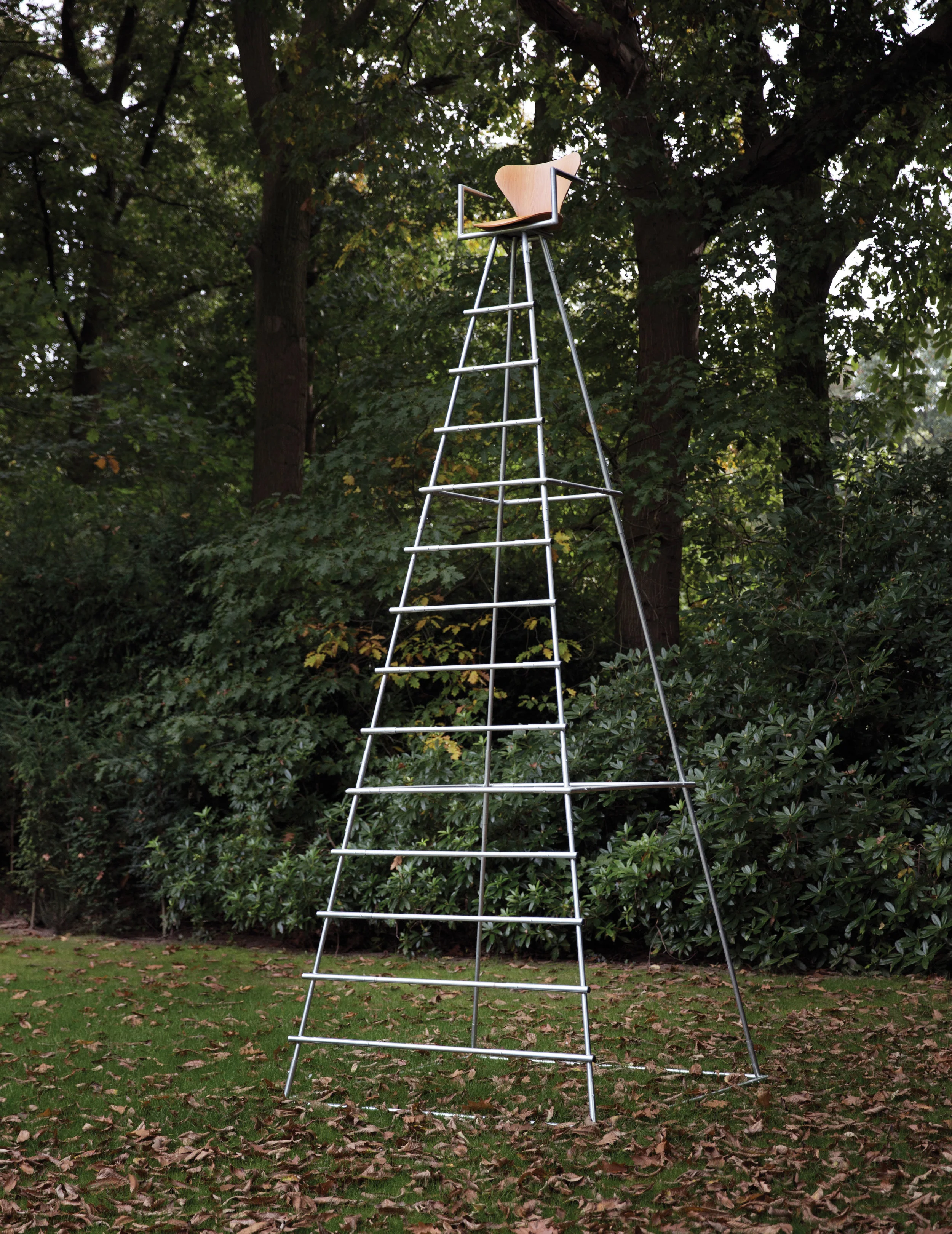 2_OBSERVER_©Luca_Beel.jpg