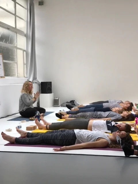 Lara Happy Yoga a choisi d’aborder un sujet avec la LVD family “Comment j’applique les principes du yoga à mon aventure entrepreneuriale ?”