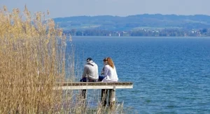 couple-love-mountain-416696.jpg