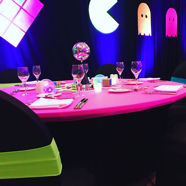 Nothing like an 80&rsquo;s theme to warm you up on a cold night! Corporate party fun @salamanderresort #rubikscube #slinky #pacman #loveloudoun #middleburg #wiigames #corporateevents #prettyinpink #neon #disco