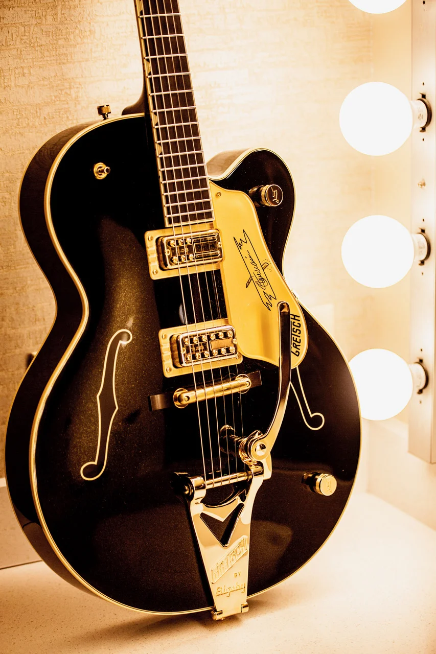 Gretsch® Celebrates The Incredible Talents Of Revered Country Musician Steve Wariner With The G6120T-SW Steve Wariner Signature Nashville® Gentleman With Bigsby®