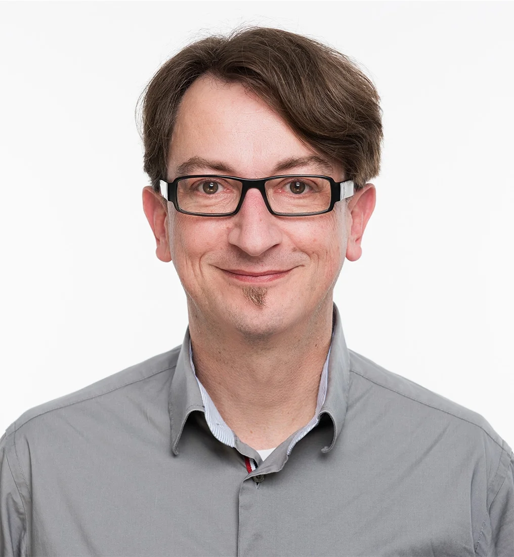Portraits-Überblendung_0000_Ebene 4.jpg