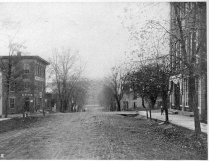 Beverly 1913 Notice the unpaved streets.jpeg