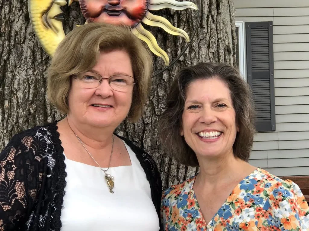 Spirit Messages with Donna and Amy