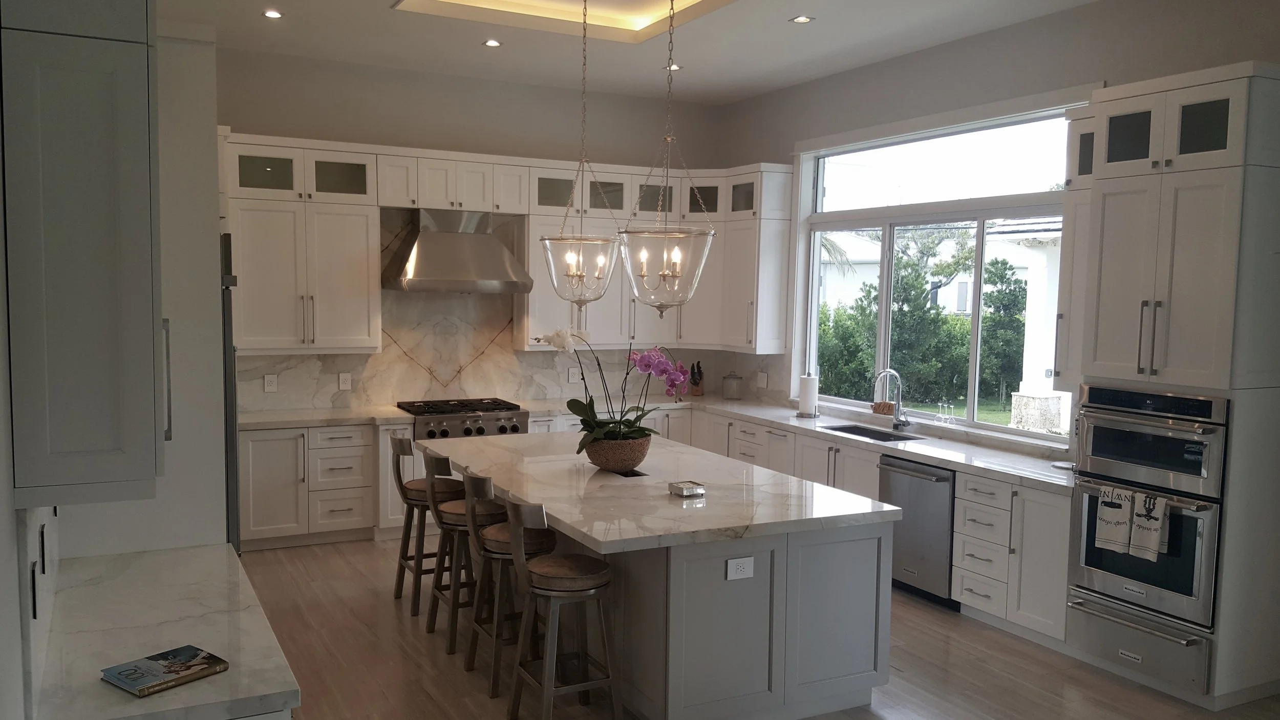 CALACATTA GOLD - AUGUSTO GIL KITCHEN ..-1.jpg