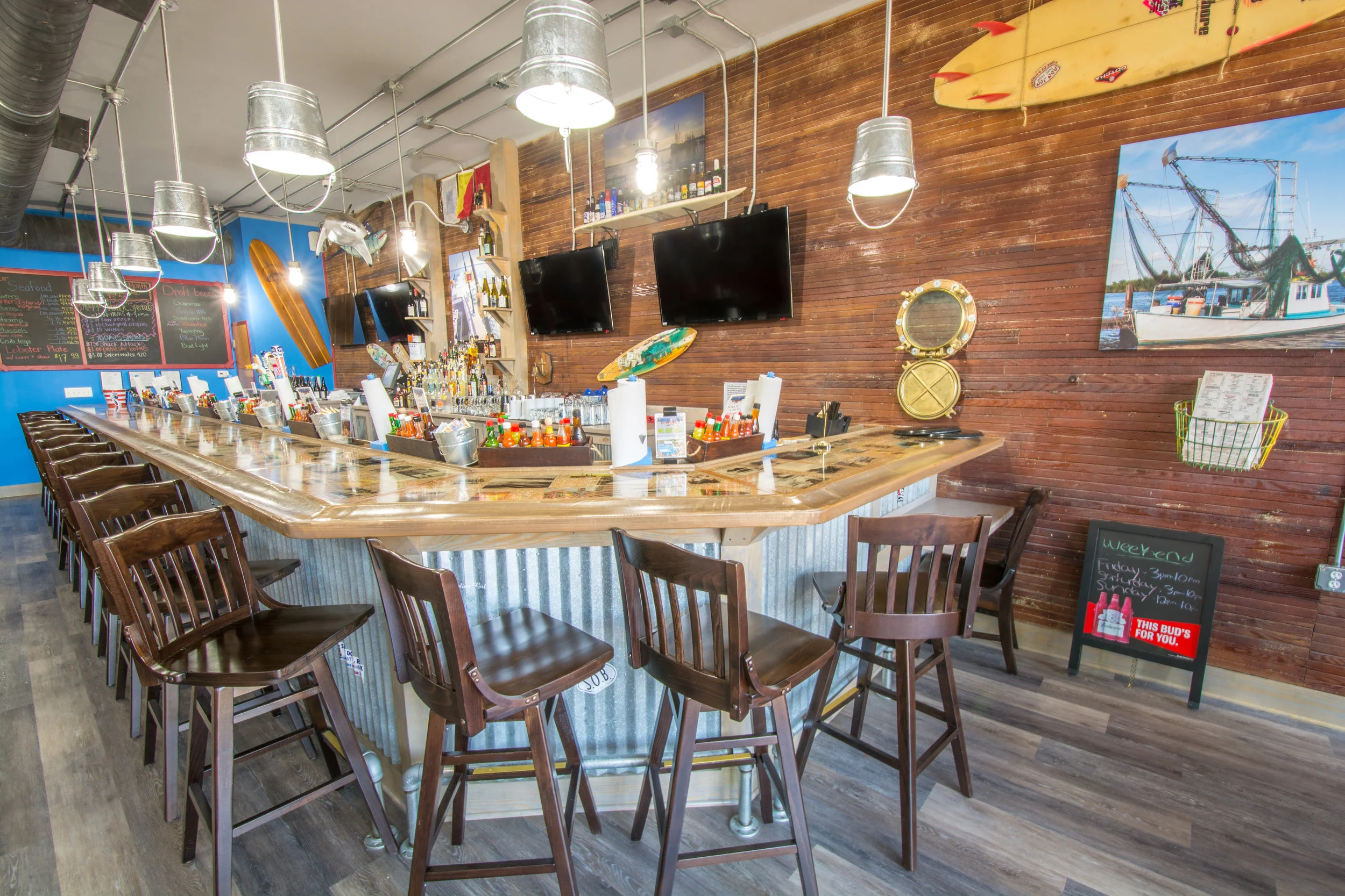 Shuckin' Shack Oyster Bar