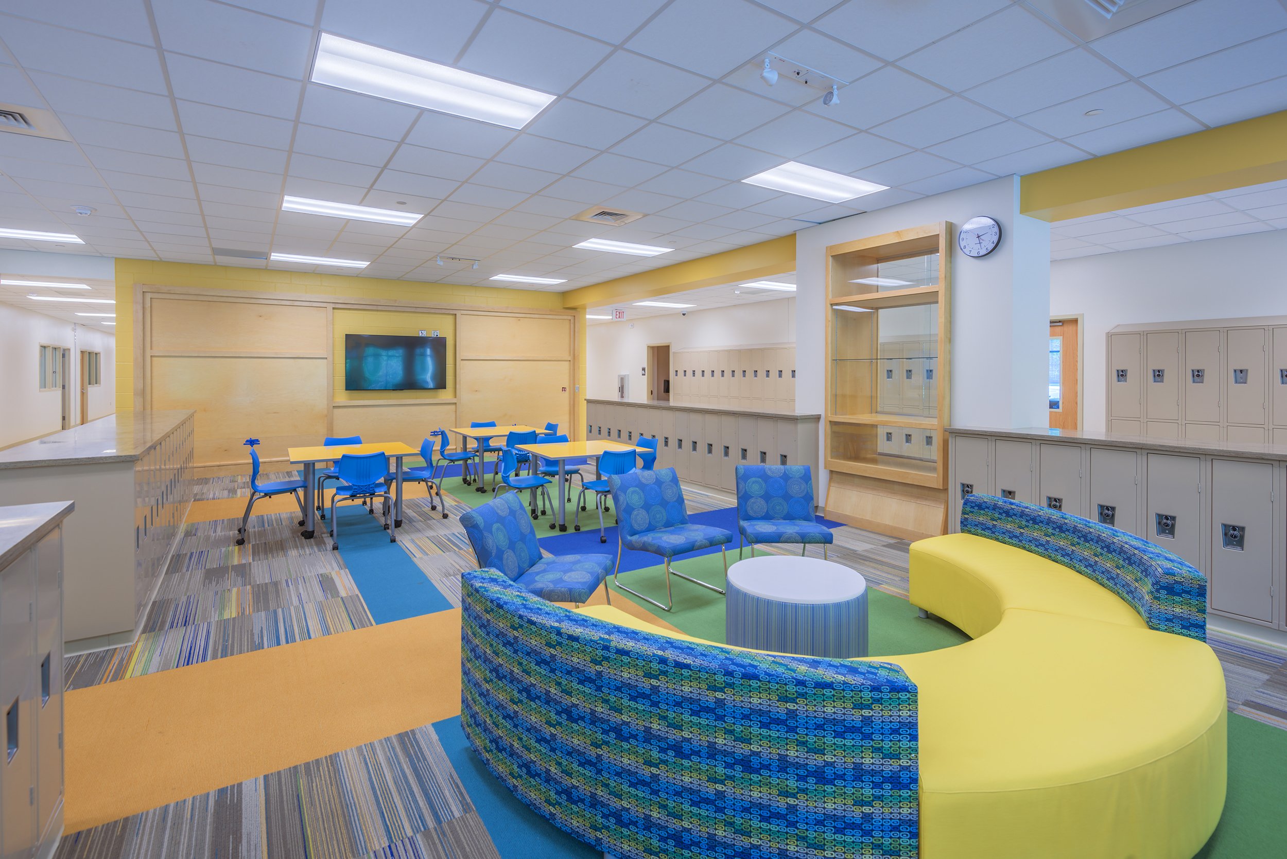 Elston Ridge Alston Ridge Middle School — D.A. Everett