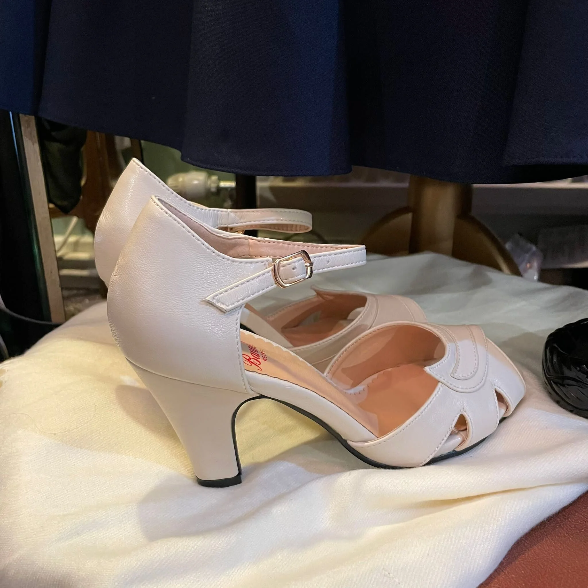 773970AE-D2DF-4467-BC27-CDF75D41B560