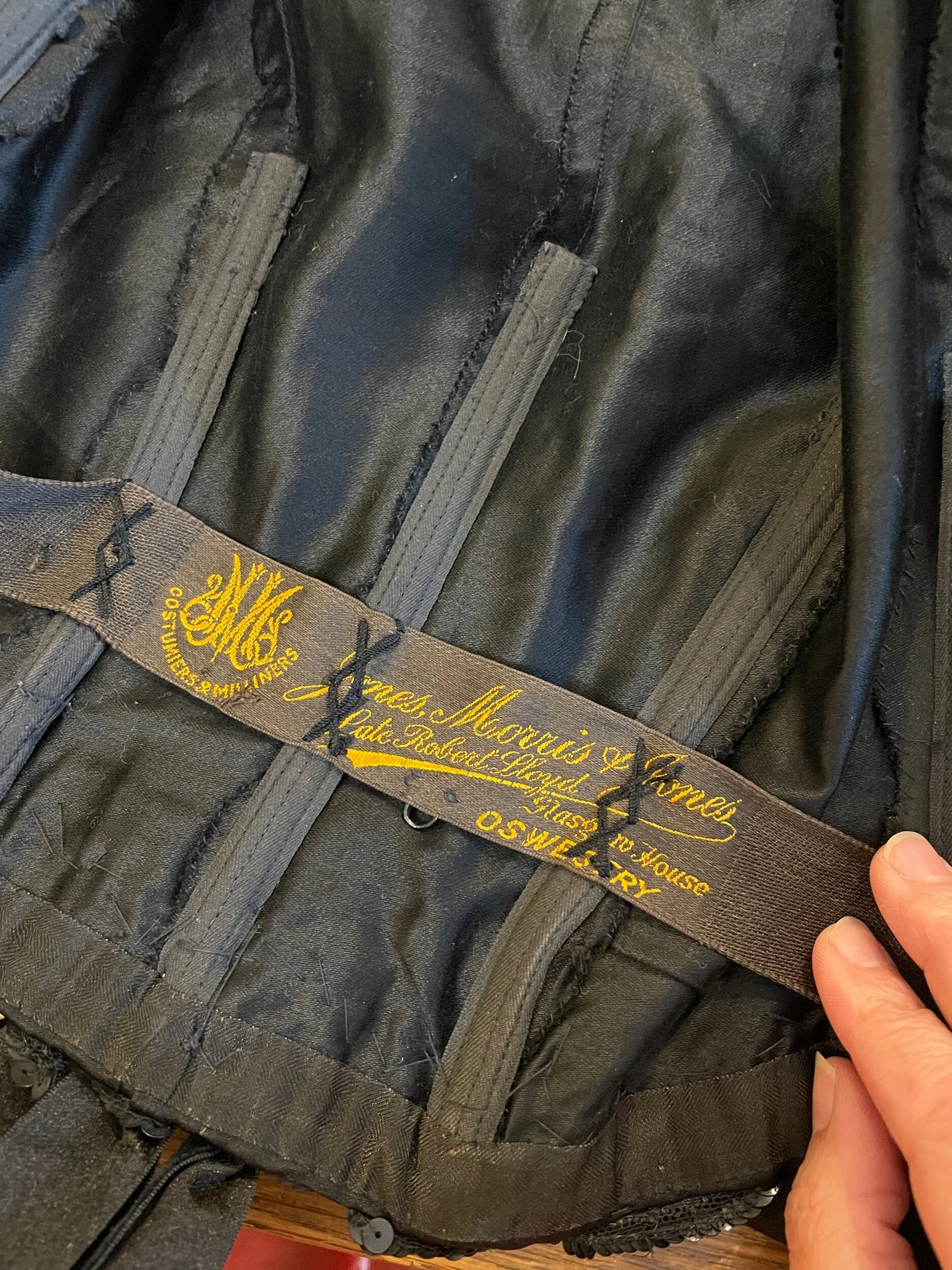 FBA7E143-B0D9-4C59-8428-85135DE8B1B6