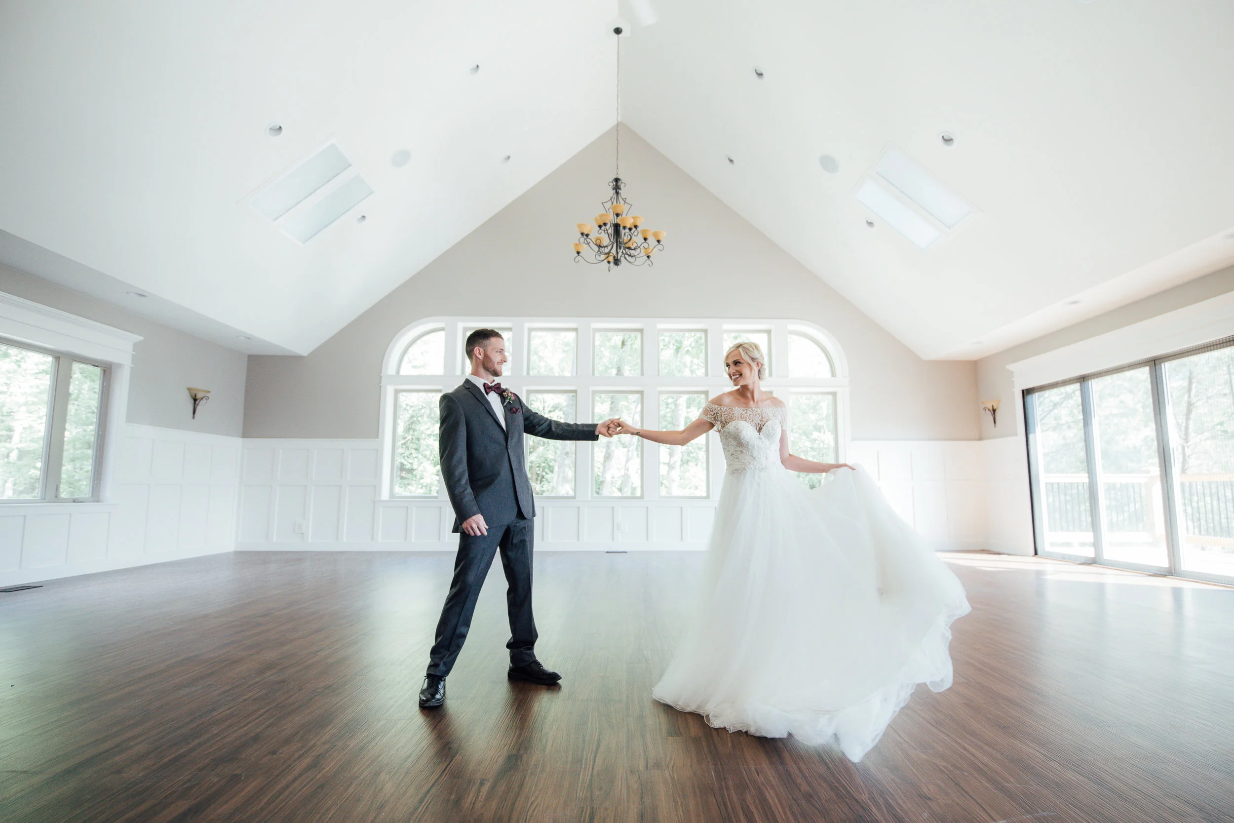 Interior of Windsor Hall | Photo: Lux Amore Photography