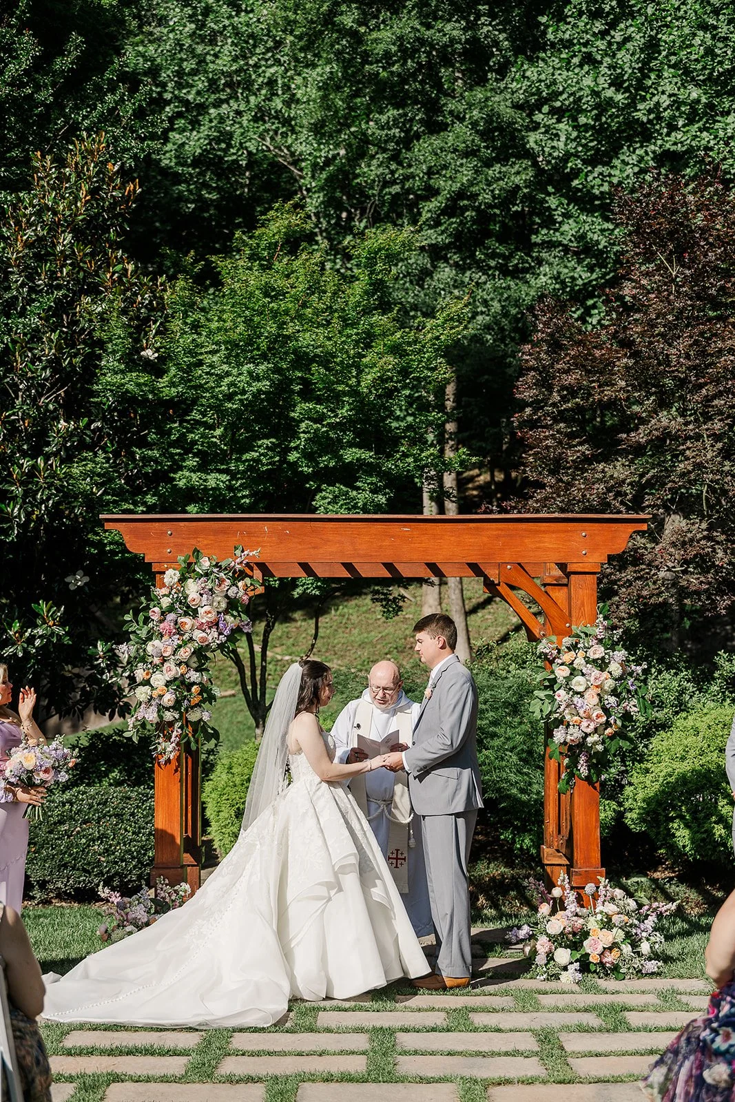 2026-gardens-in-the-gorge-chattanooga-spring-wedding-Shanle-Bowen_photography_couple_arbor.jpg
