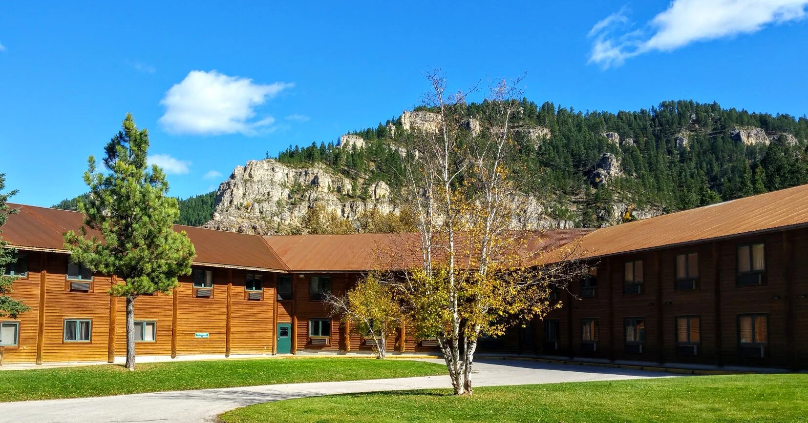 Backside of the lodge.