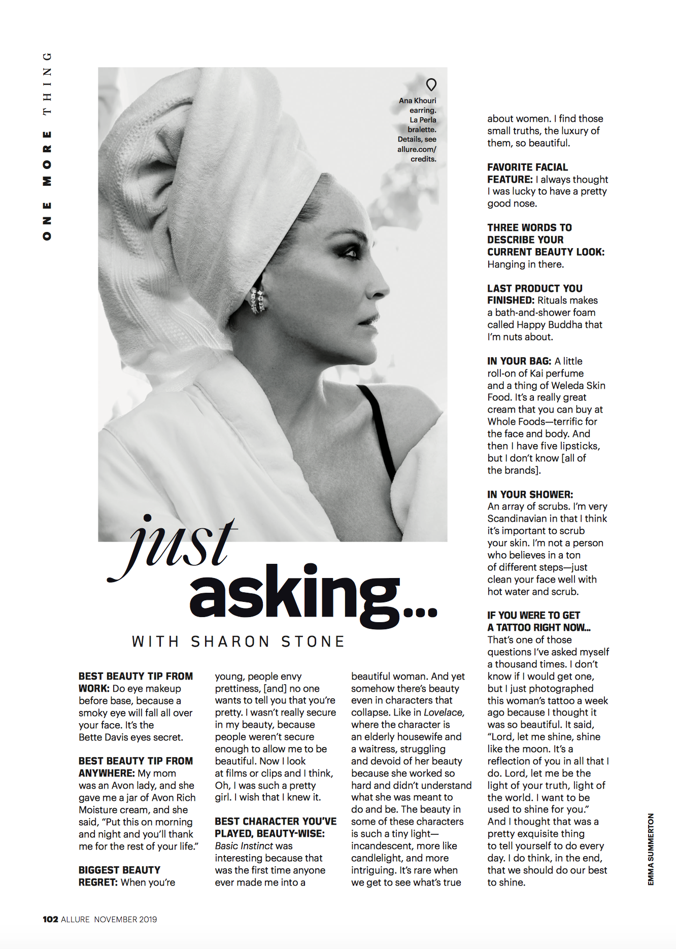 Allure November 2019 Diamond Simplicity Ear Piece (1).png