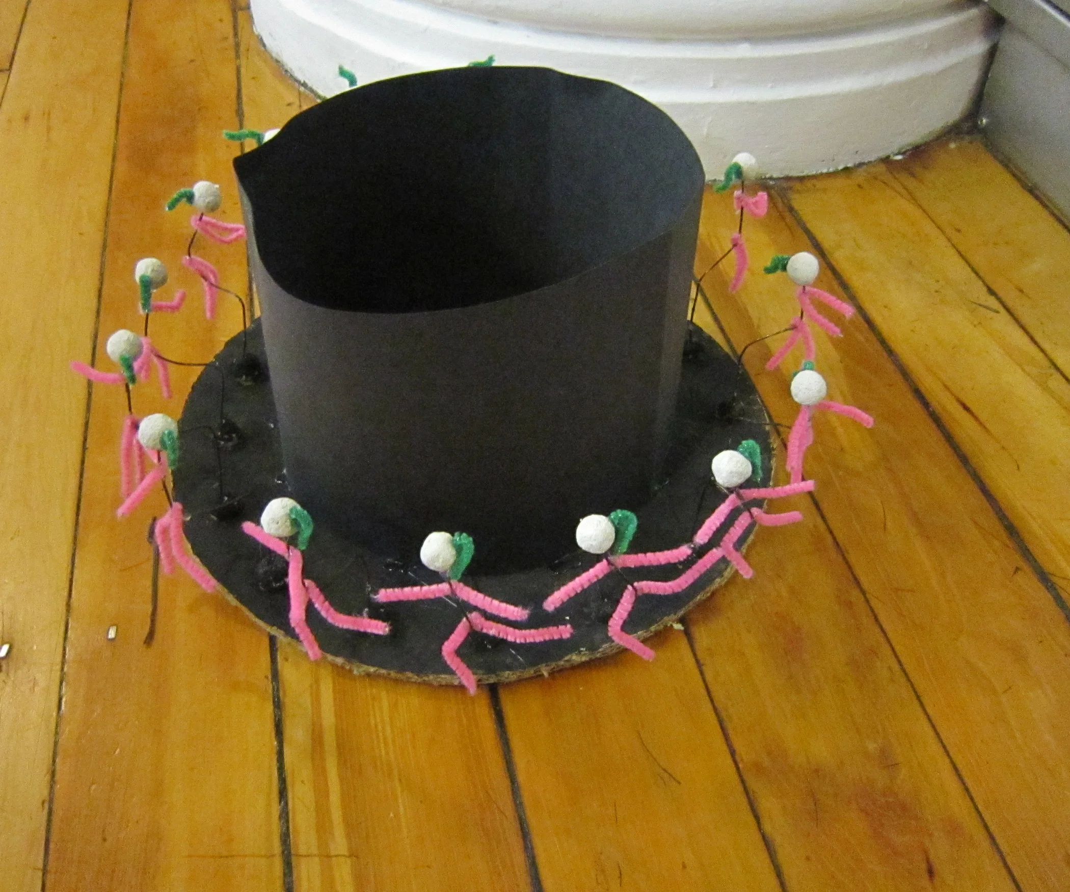 zoetrope hat.jpg