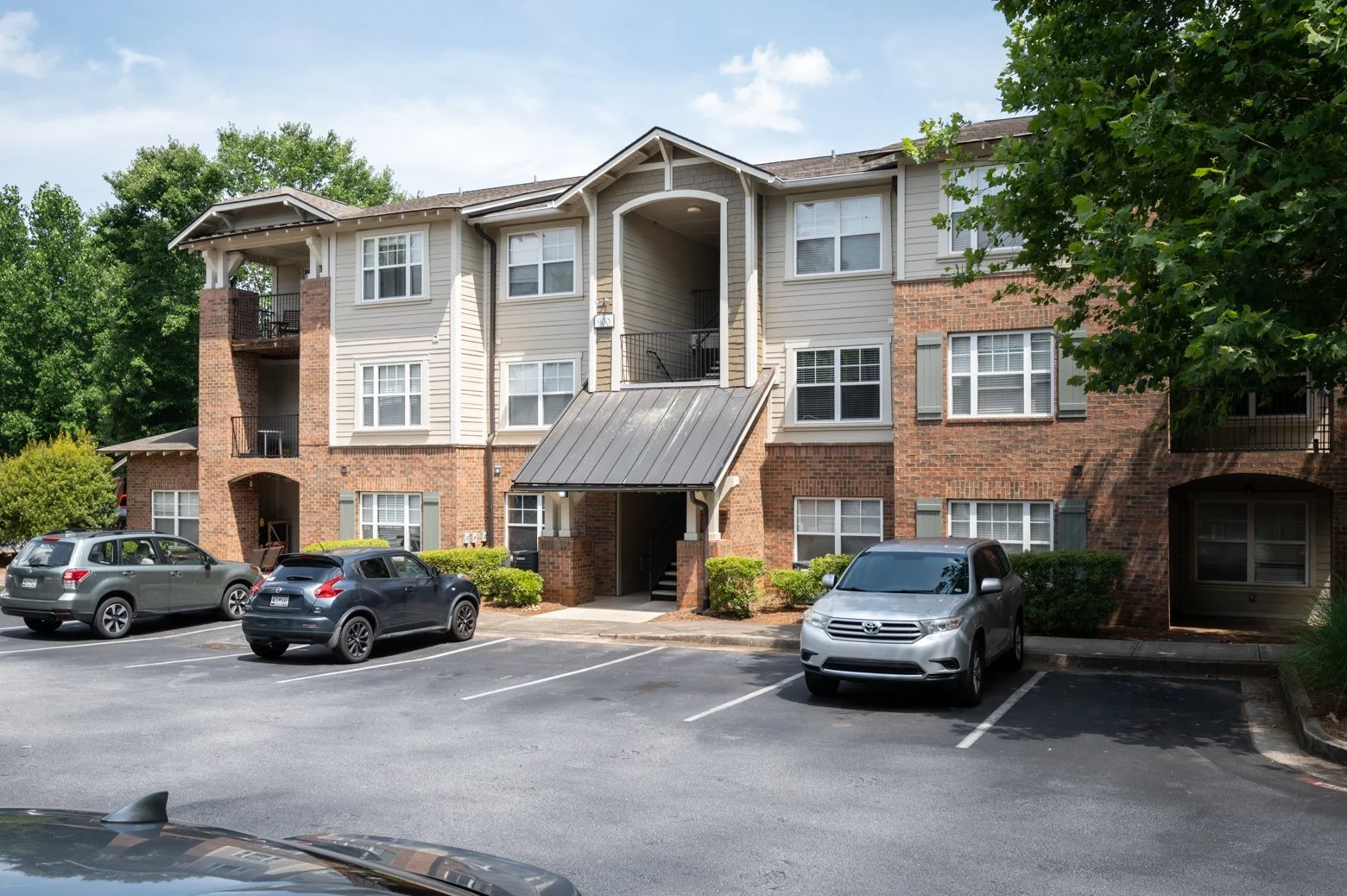 Building Apartments (1).jpg