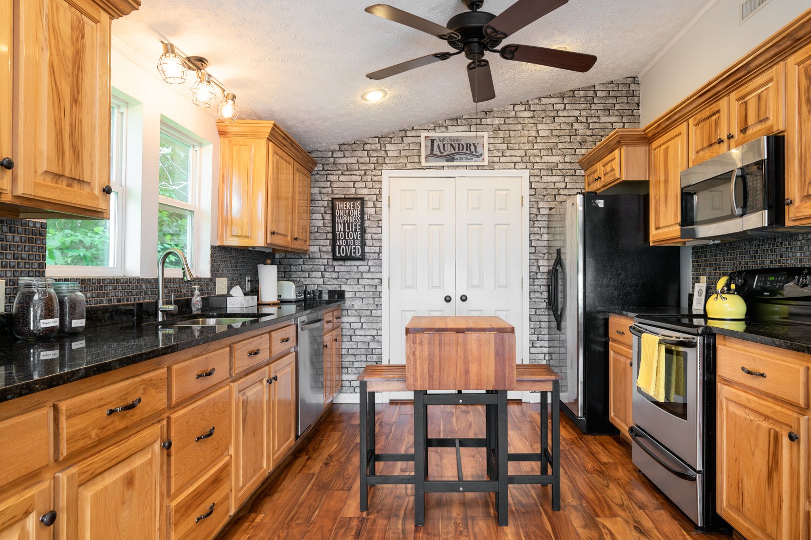 Asheville Home Kitchen Real Estate Photography.jpg