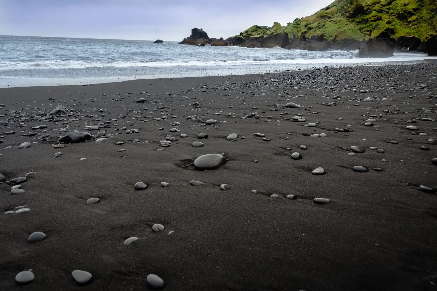 Iceland Black Beach Waves.jpg
