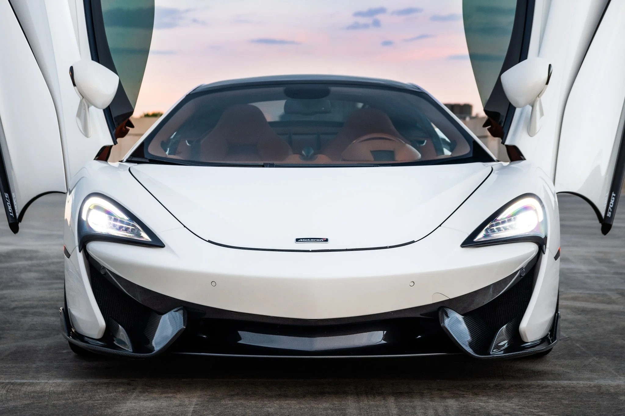 Mclaren 570gt front 3.jpg