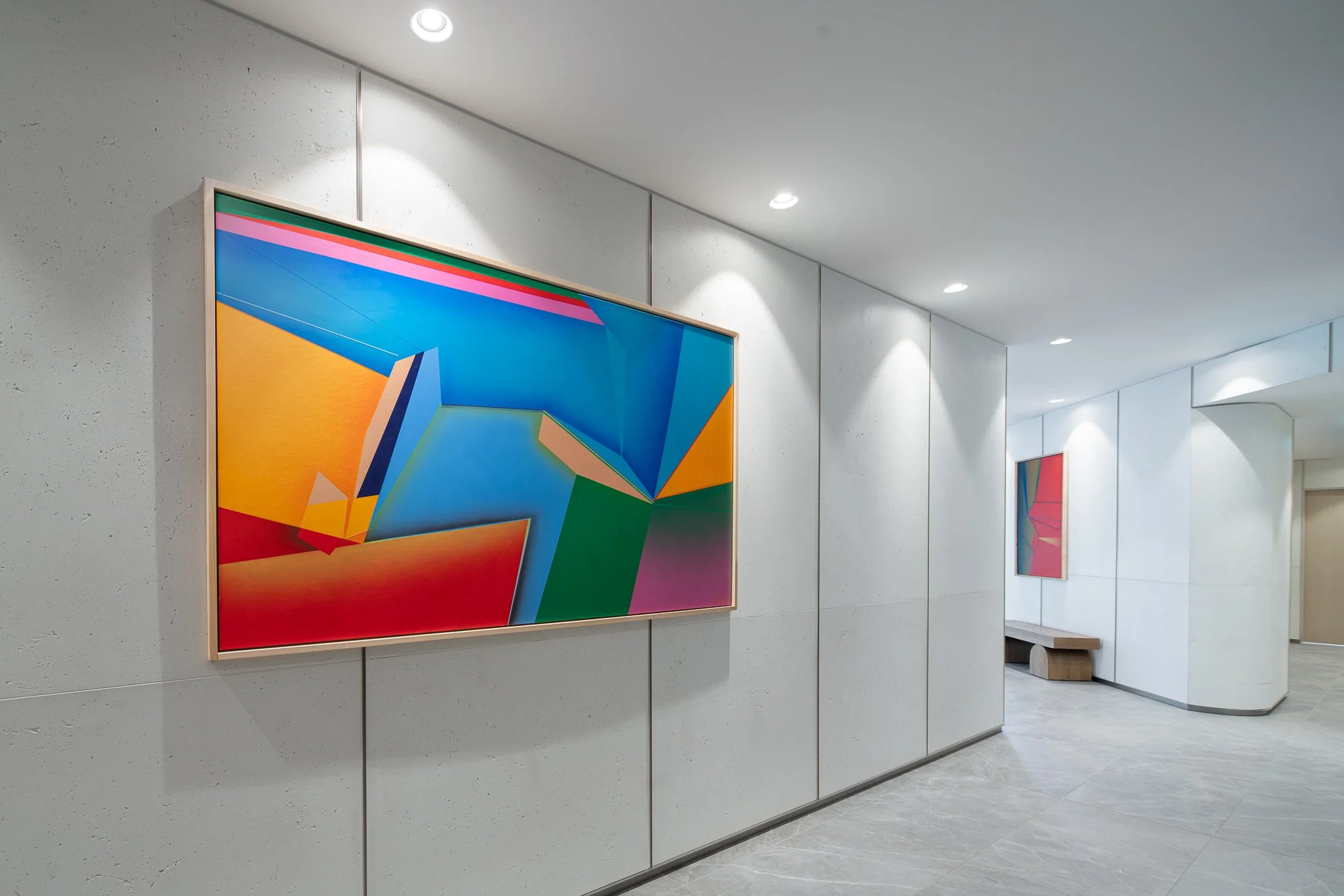 Kal Mansur-Aqualuna-Lobby.jpg