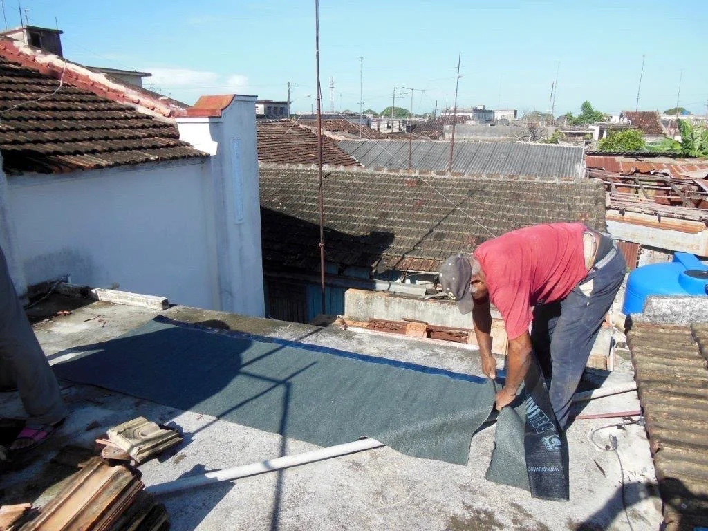 Roof 14.jpg