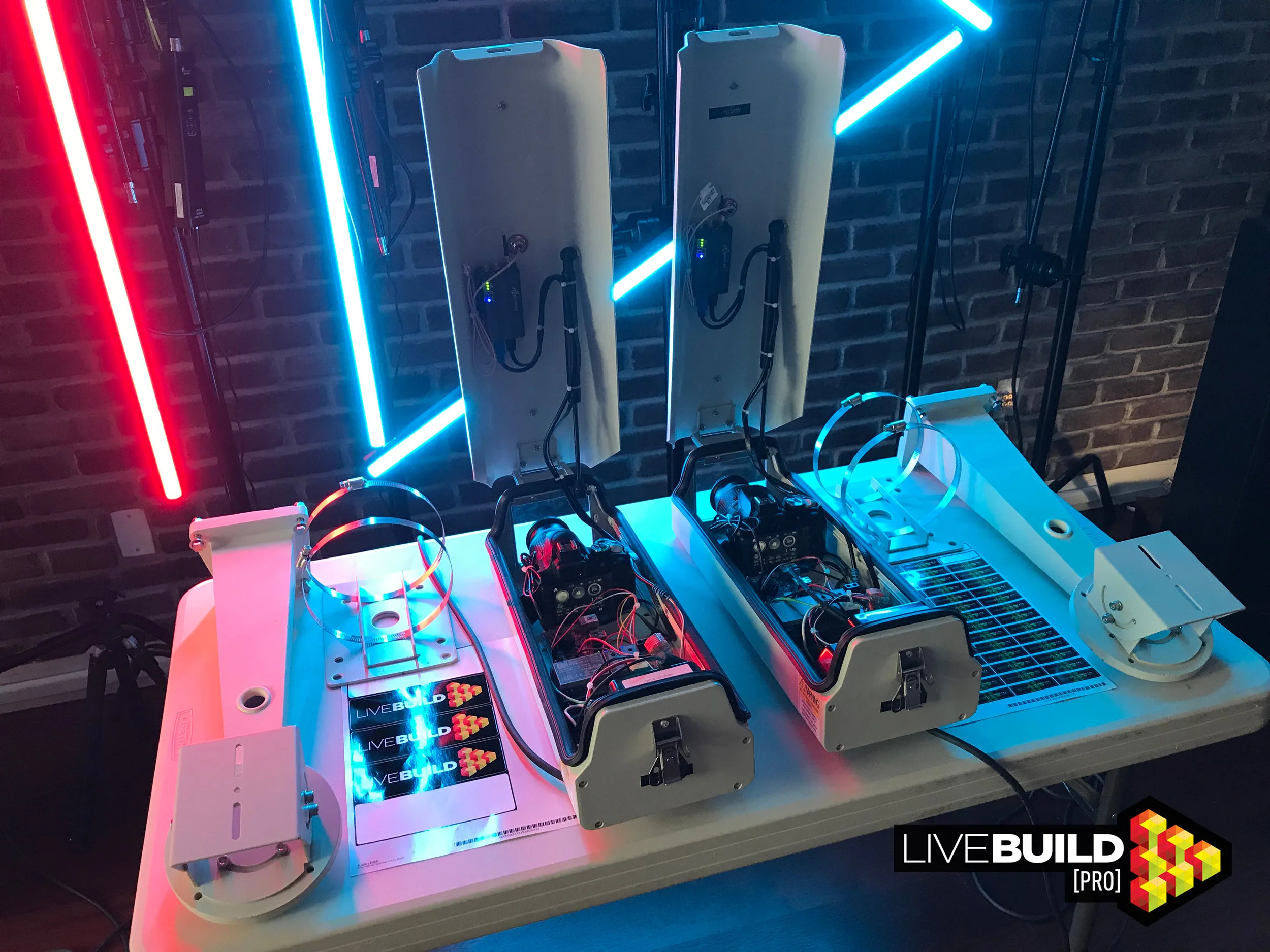 livebuildpro-dslrcams-open-nocrop.jpg