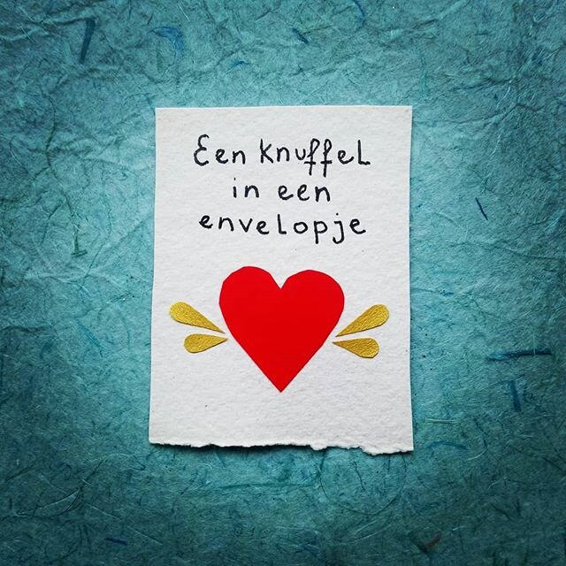 Een tijd om extra liefde te verspreiden. Ken je iemand die nu wel een knuffel in een envelopje kan gebruiken? Laat hieronder weten wie en waarom, dit weekend ga ik er 10 namens jullie maken en versturen. #heblief #doeslief #zorg #zorgvoorelkaar #lief