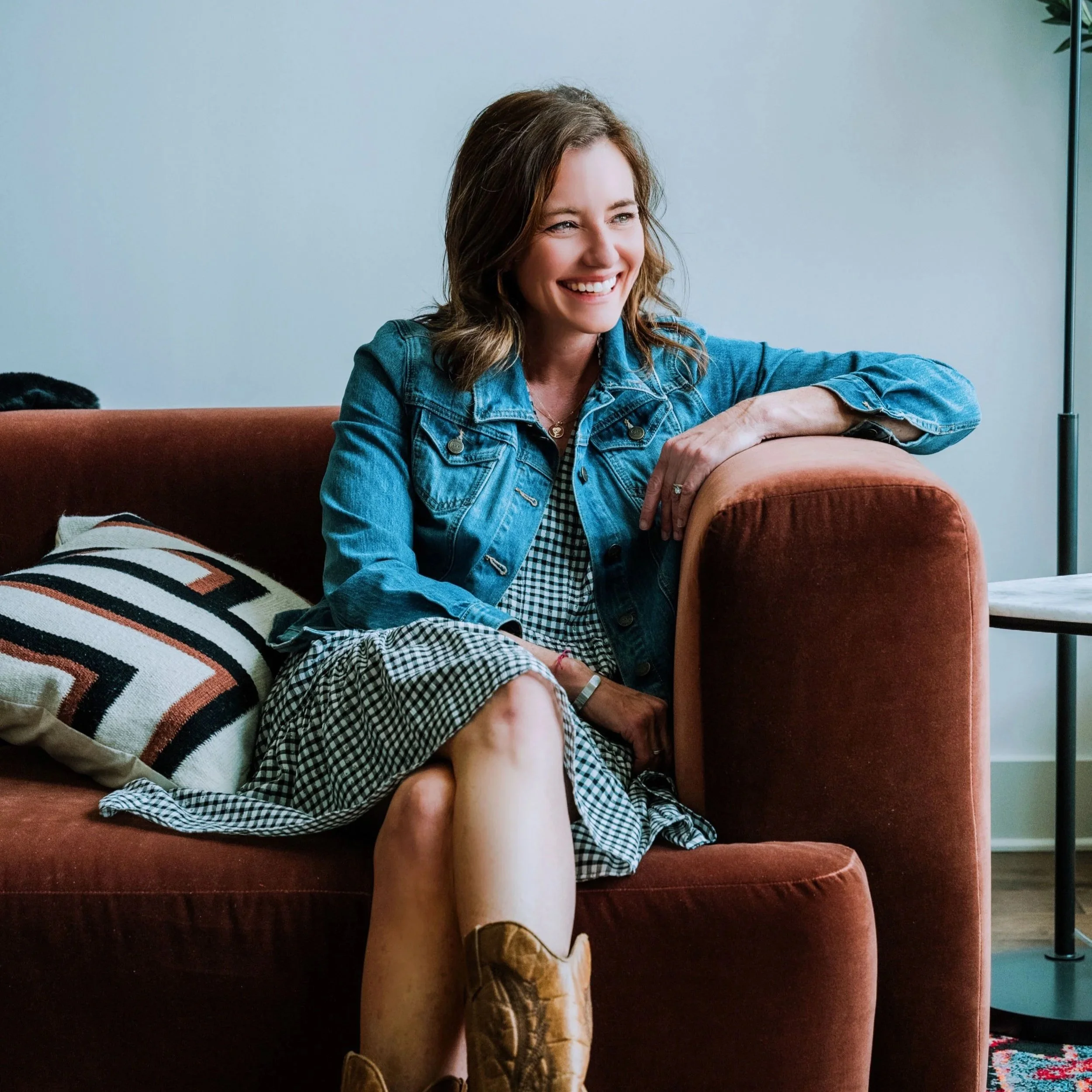 Wake-Up Call - A Story of Adoption and God's Provision :: Cassie Connelly, Episode 354