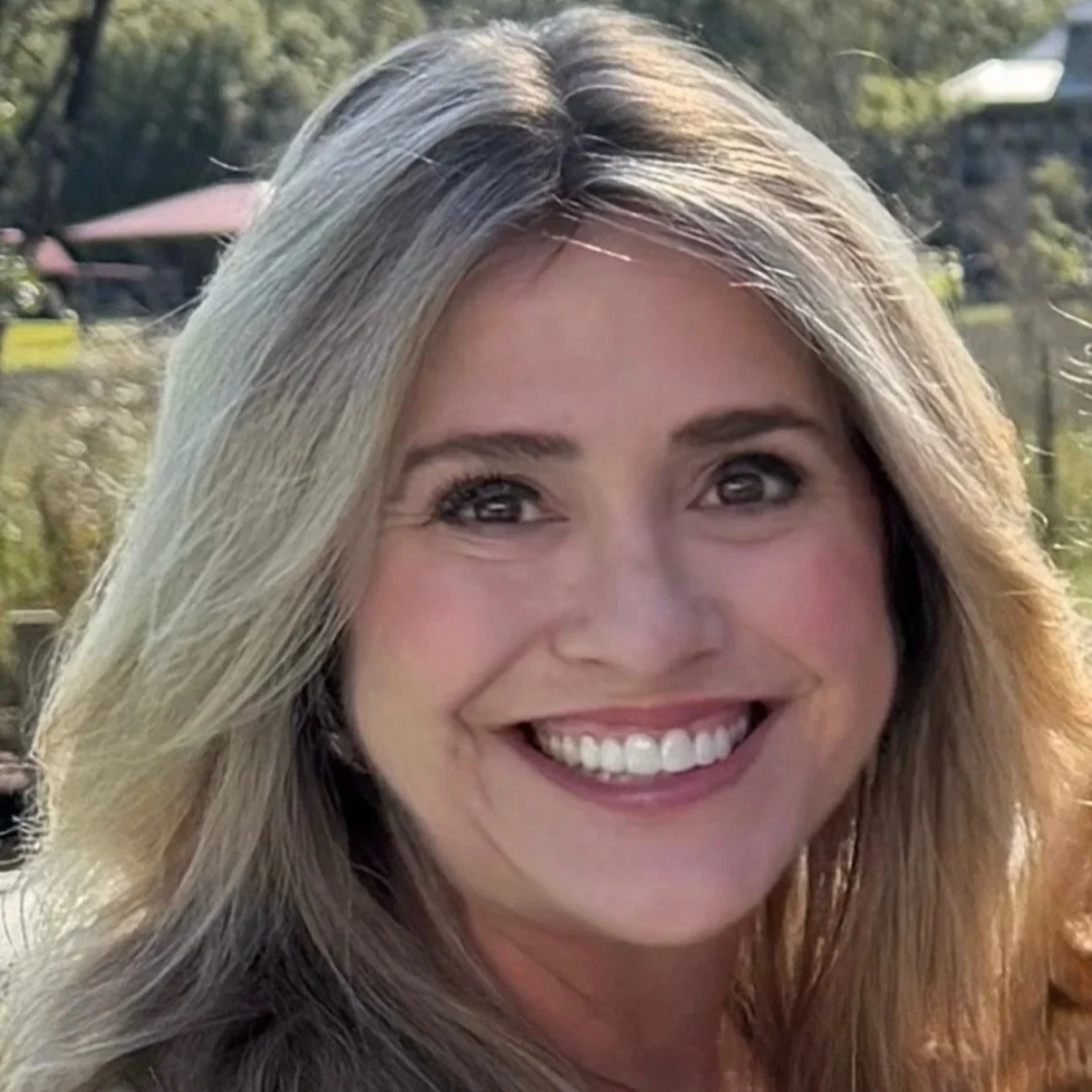 When Addiction Hits Close to Home :: Lindsey Cross, Episode 376