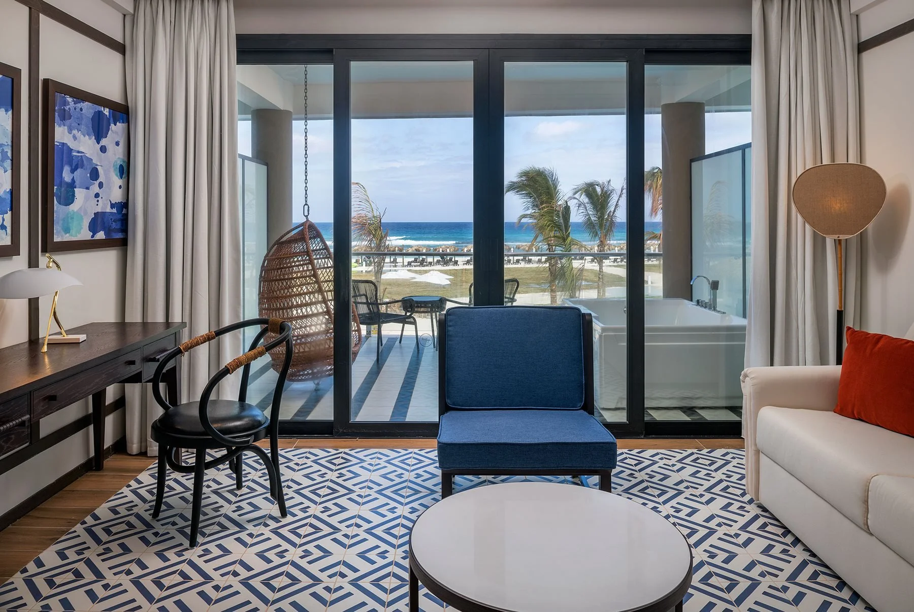 MBJ-Ocean-Coral-Spring-Room-Privilege-Jr-Suite-Oceanview-01.jpg