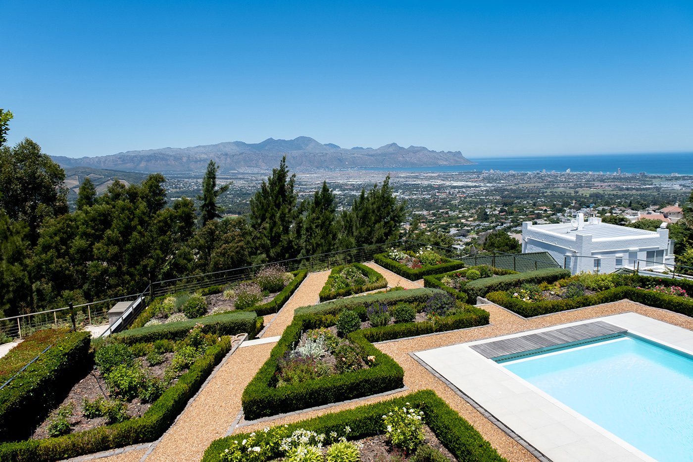 real-estate-photographer-cape-town-1.jpg