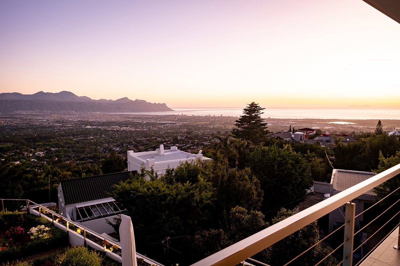 real-estate-photographer-cape-town-15.jpg