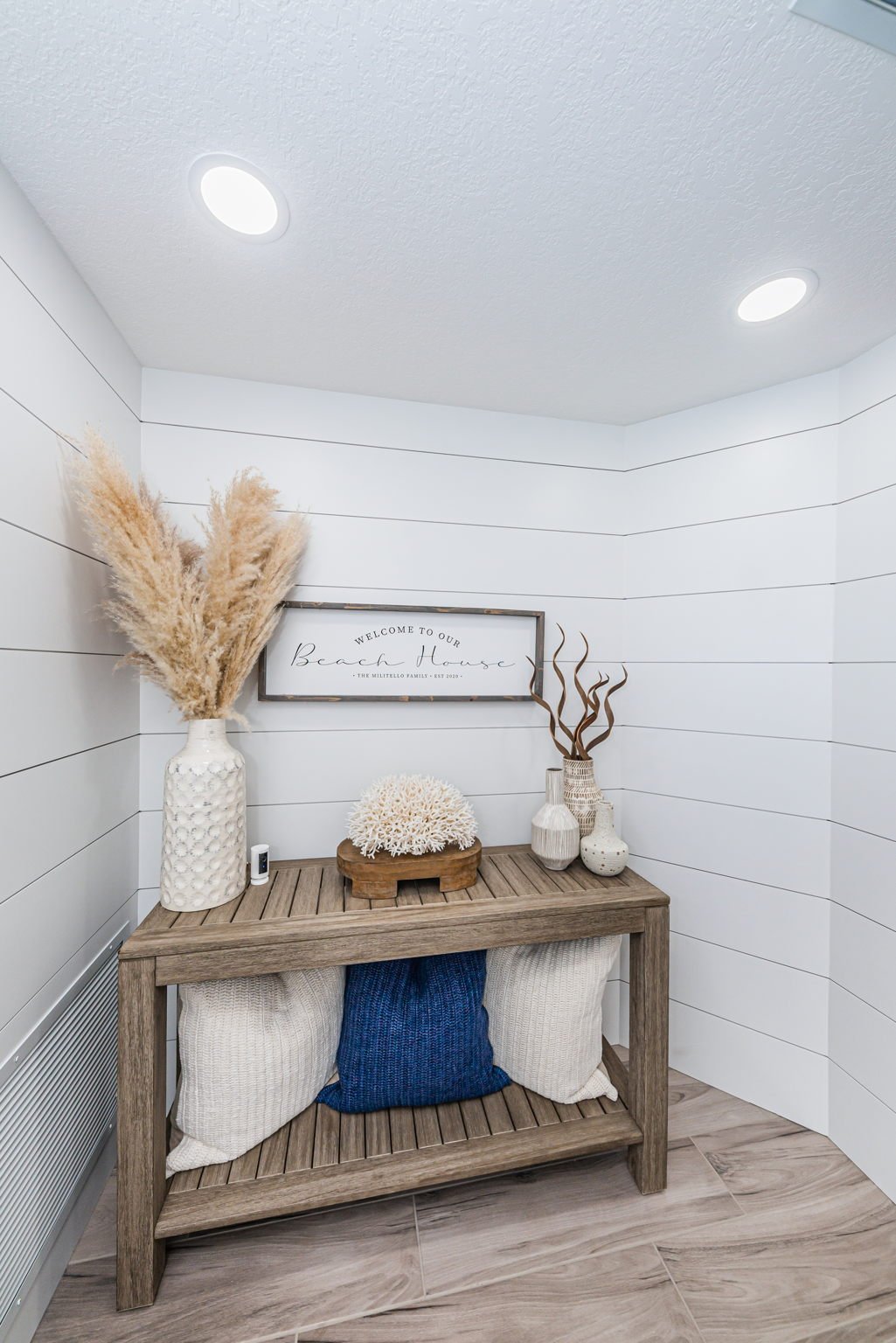 5-web-or-mls-Foyer3.jpg