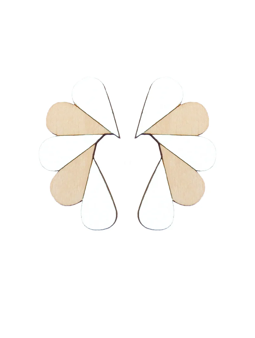jatuli_earrings_cry_white_wood_net_18.jpg
