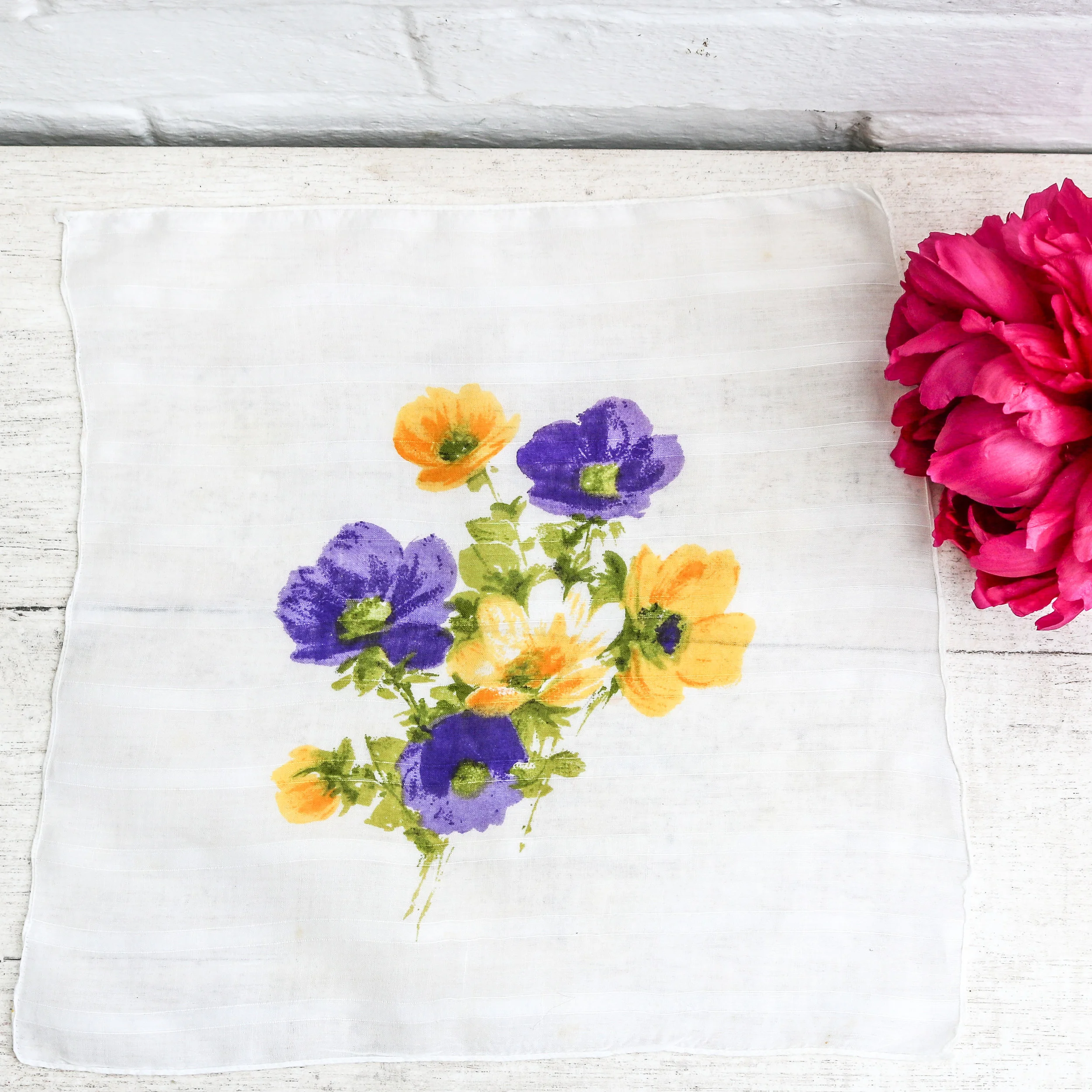 Pretty  Vintage Anemone Sheer Floral Hankie