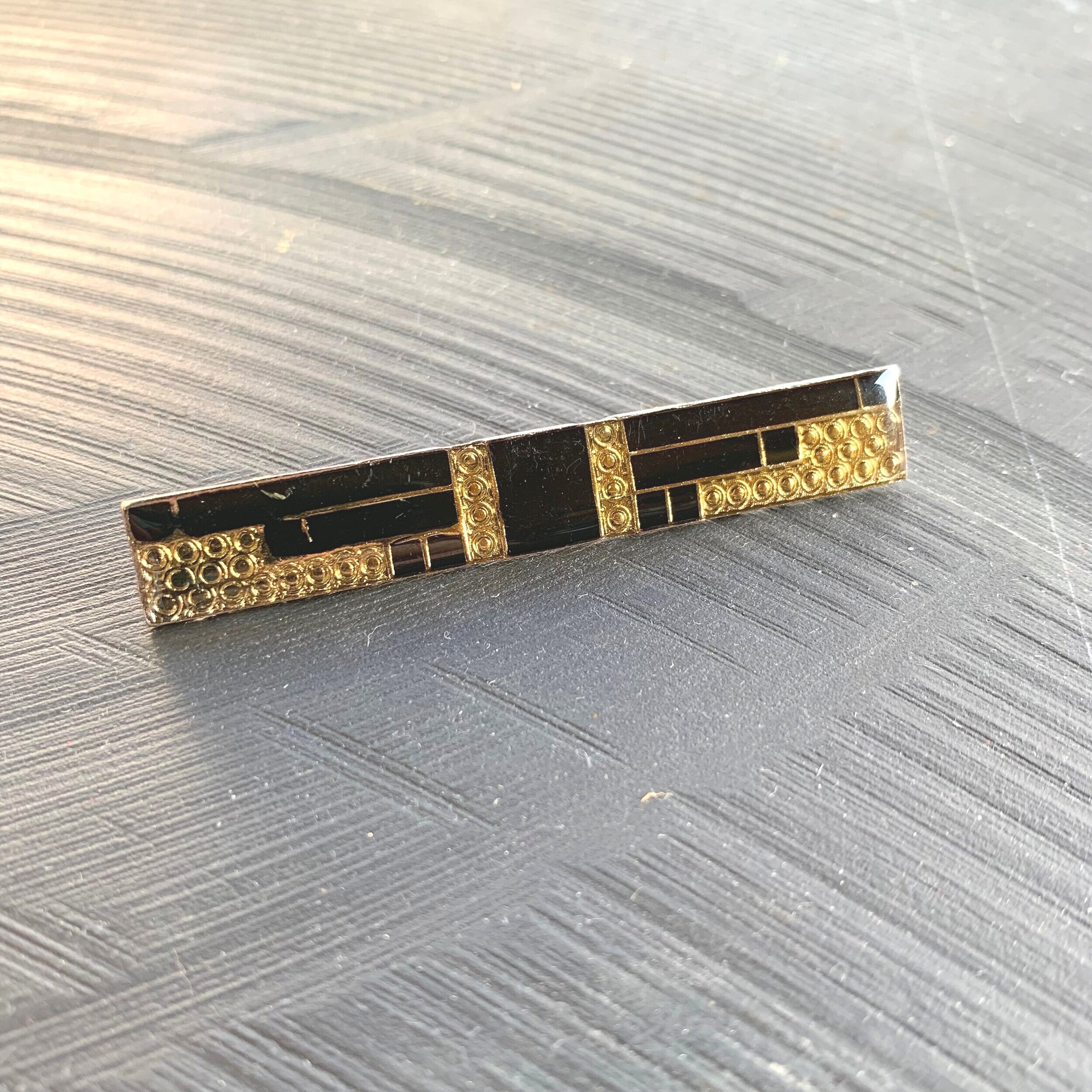 AF6000E9-F79E-4642-9254-6DE58274914F