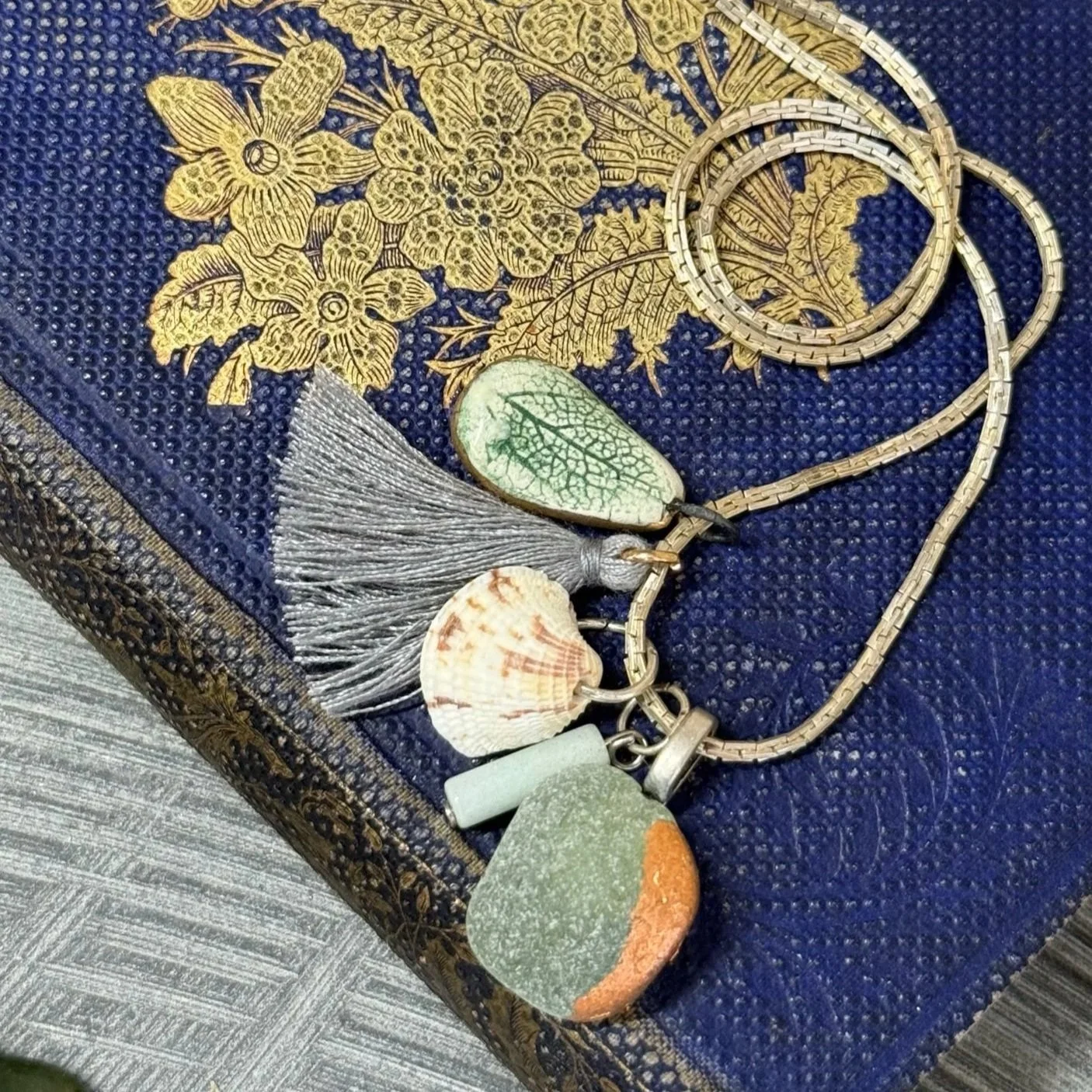 Talisman Sage & Sea glass Charm necklace