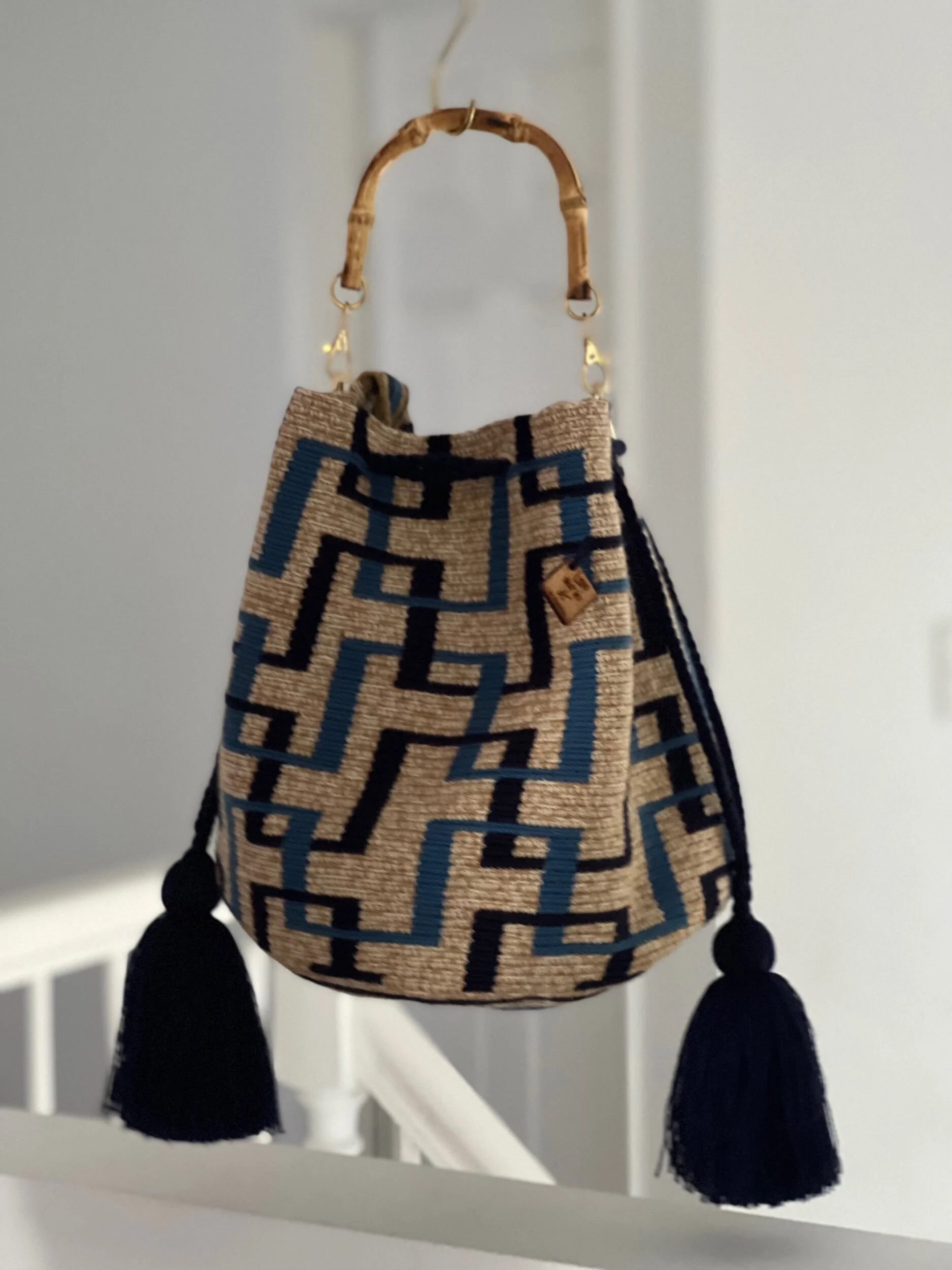 C9C797CF-4253-4BA8-AFF3-D2B2DAB7742D