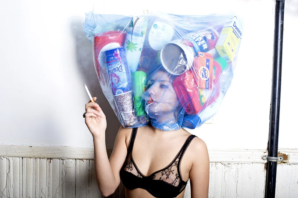 Romulo-Sans-Empty-Thoughts-91.4-x-61-cm-C-print.-1_10-3-A.p.-2013.jpg