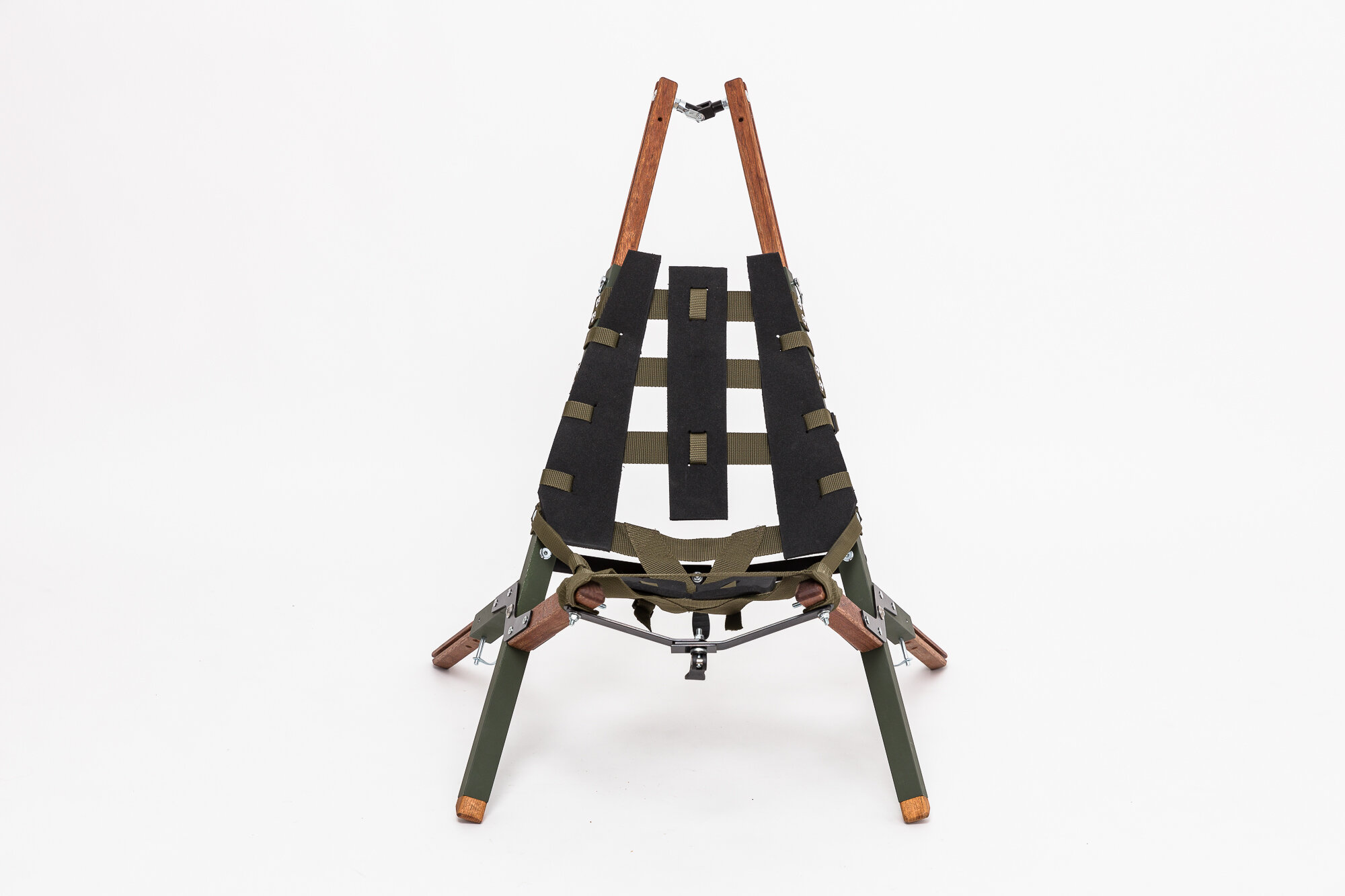 MIKE-STUCKEY_Telescope-Chair-olivegruen_5.jpg
