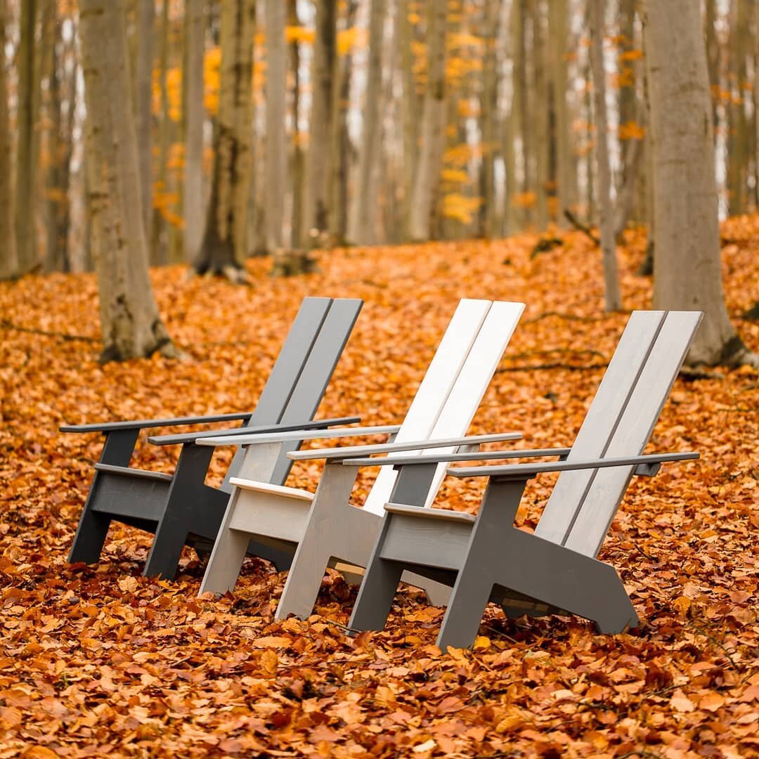 Herbst-Shooting: Der Newport Chair von Werkst&uuml;cke - Farbvariationen - ein regionales Produkt

#holzdesign #werkstueckeat
#newportchair #herbst #farbvariationen