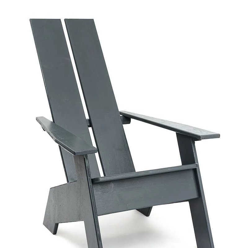 Der Newport Chair von Werkst&uuml;cke - Edition Anthrazit 
#werkstueckeat #newportchair #anthrazit #holzdesign #wien