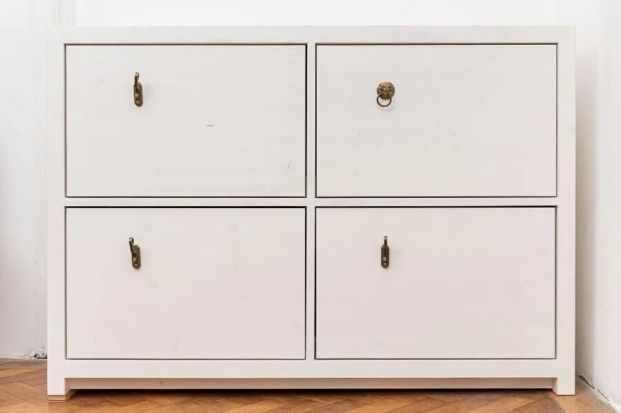 Zeitgem&auml;&szlig;e Kommoden, klassisch-minimalistisch, built to last.

#minimalistdesign #ma&szlig;anfertigung #werkstueckeat